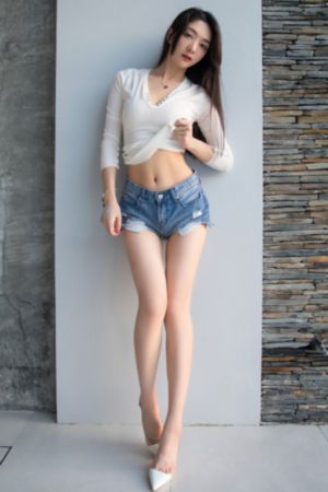 校花驾到之极品校花